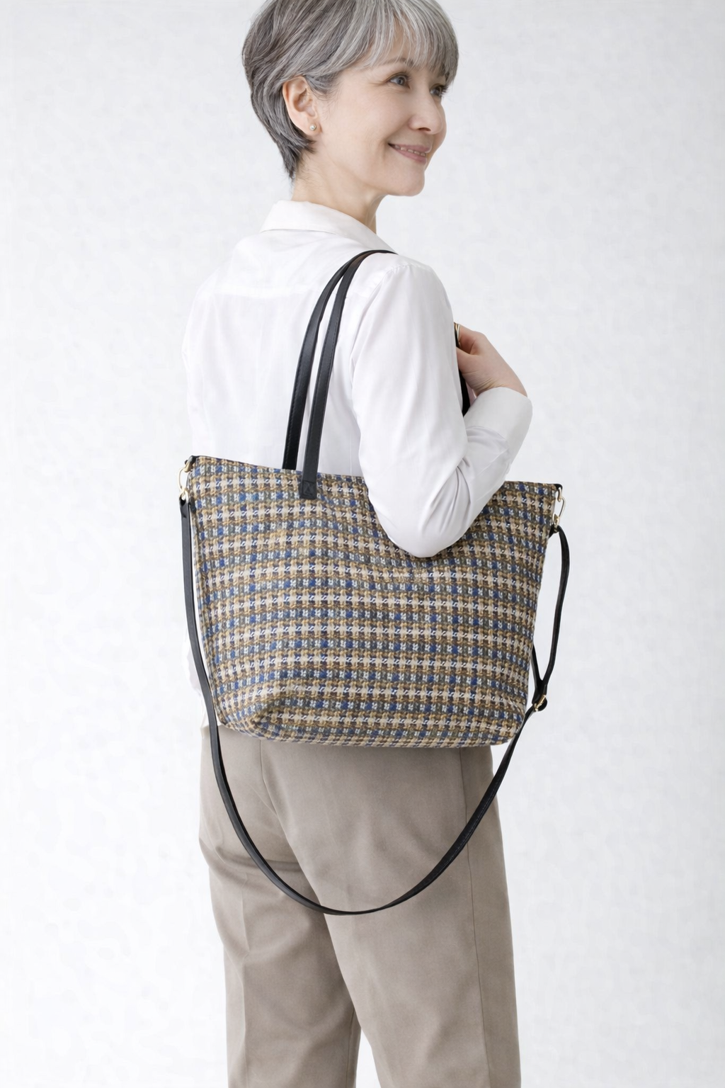 Show Some Sass Tote Bag-Beige